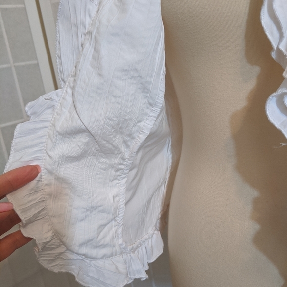 Vintage ruffled white open cardigan blazer - Picture 2 of 8